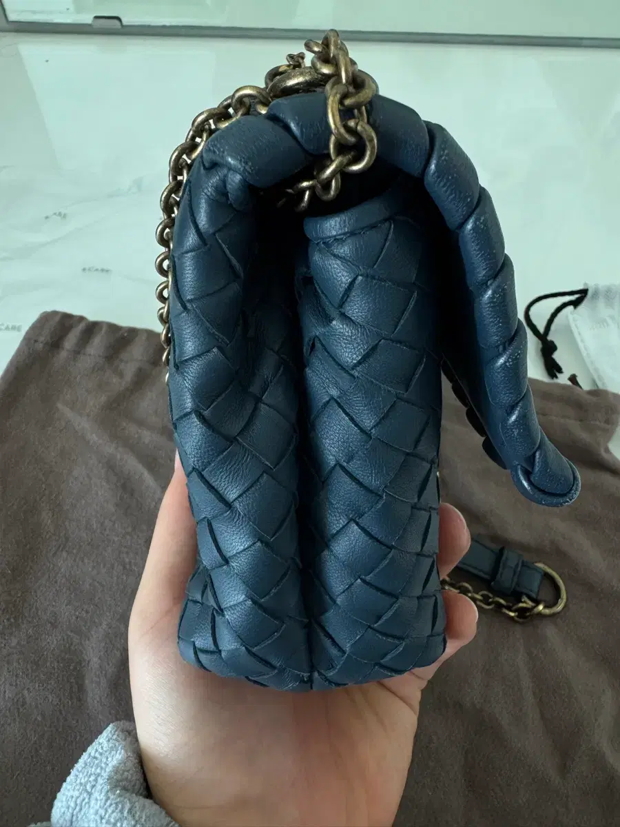 thumbnail-4